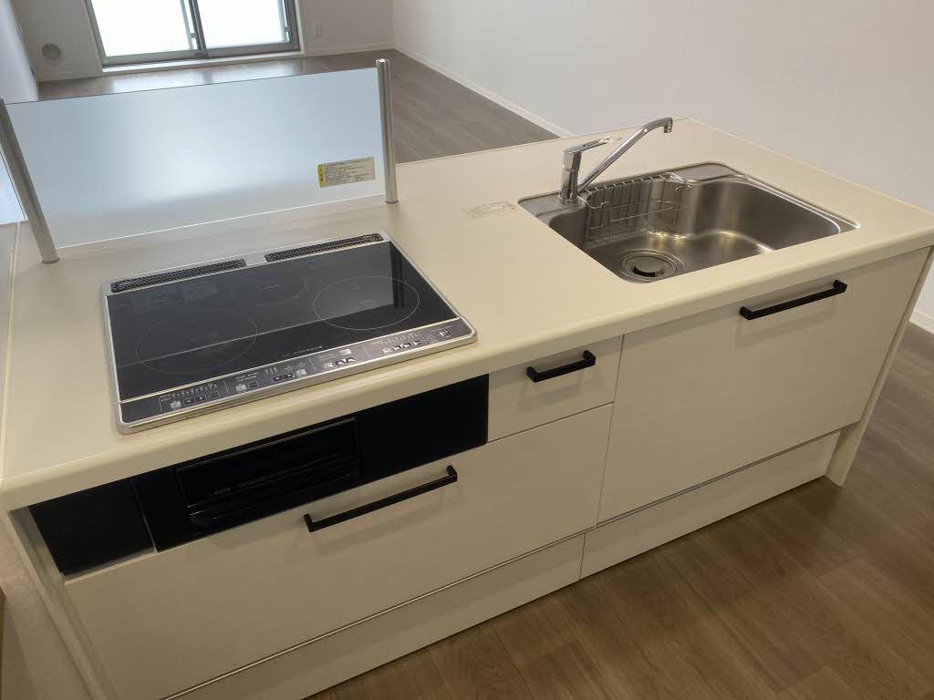 メゾン　ド　リブロン 203号-8