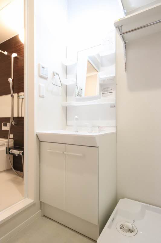 マ・モール弘明寺Ⅵ 201号-10