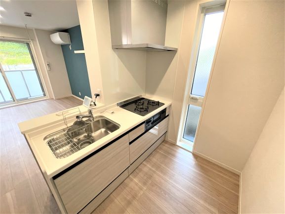 ヒルズ横濱高島台 203号-5