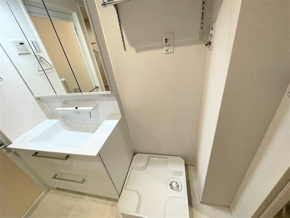 ヒルズ横濱高島台 203号-9