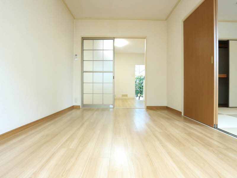 ラフィーネカズチャ 102号-3