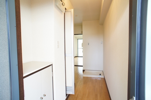 ヴィクトワール伊藤 102号-2