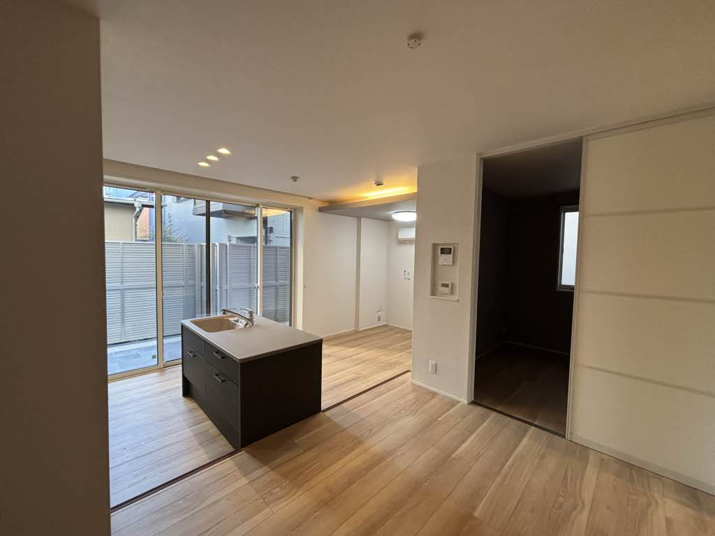 グランウェーブ湘南 102号-5