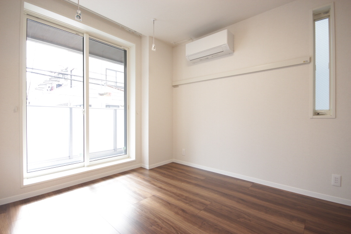 メゾン　オルジュ 202号-3