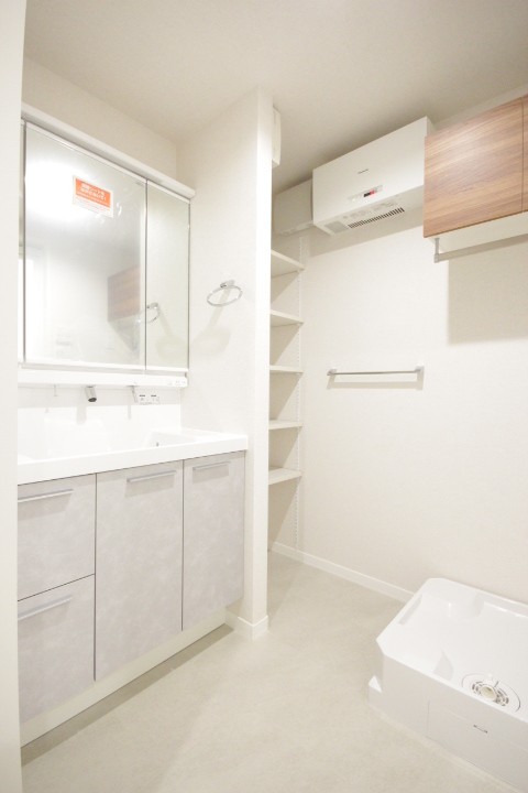 メゾン　オルジュ 302号-6