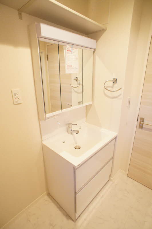 マイ.ファニー.コート Ⅱ 201号-9