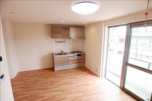 サン・ボナール 102号-2