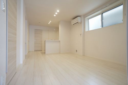 Ｌｅ　Ｌｉｅｎ　Ｓ．Ｙ．Ｋ 102号-3