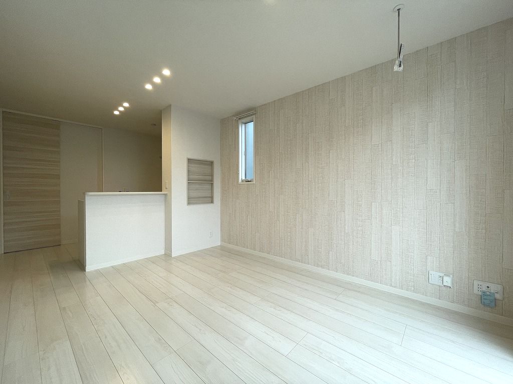 レフィシア 101号-2