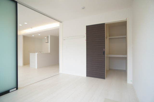 ノーブル・ユウ 203号-3