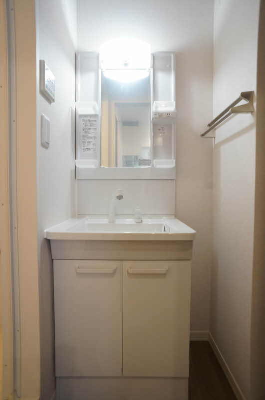 ベル・グランツ金沢八景 B 305号-8