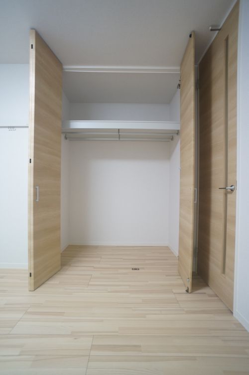 Ｒｏｓｅ　Ｗｏｏｄ 301号-10