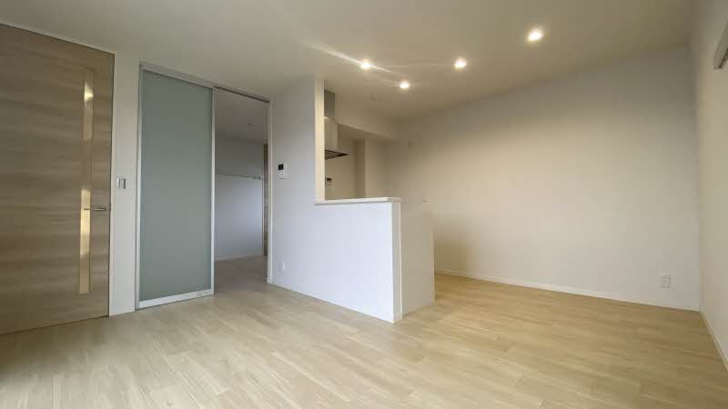 シャーメゾン・ベイ 202号-3