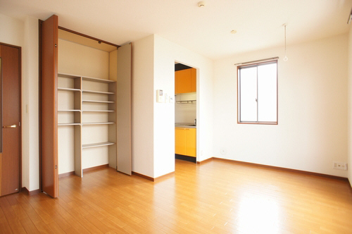 プラネットフラット野比 102号-3