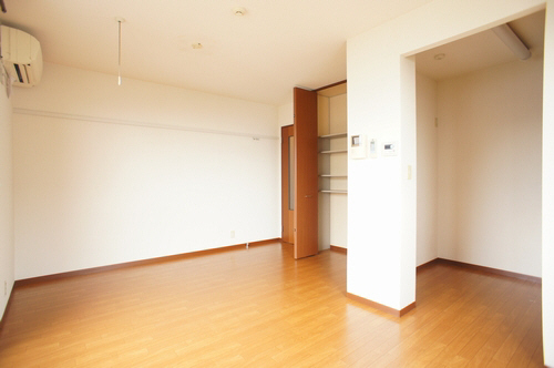 プラネットフラット野比 102号-5