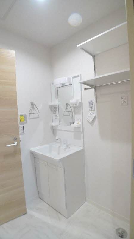 シャローテイル 201号-10