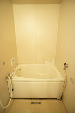 グリーンハイツ城山Ｂ棟 202号-9