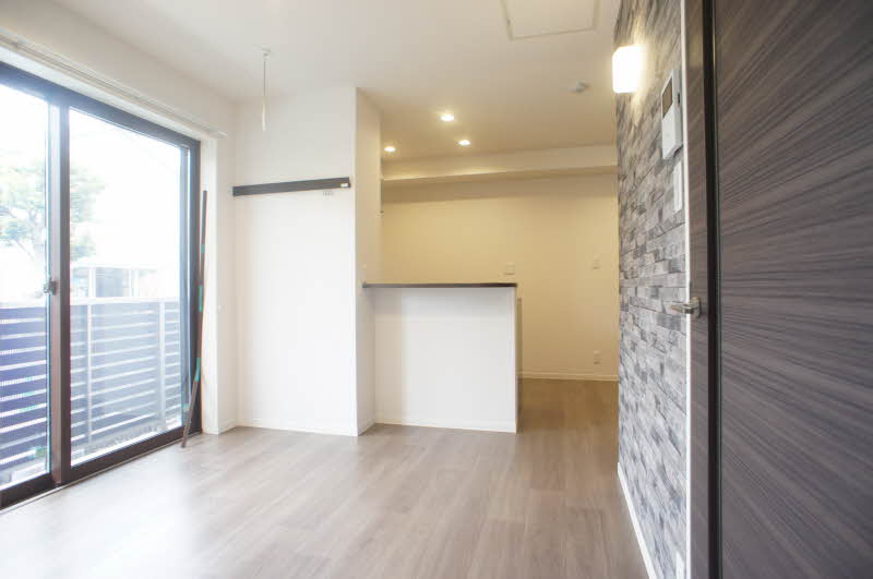 イーリス 103号-3