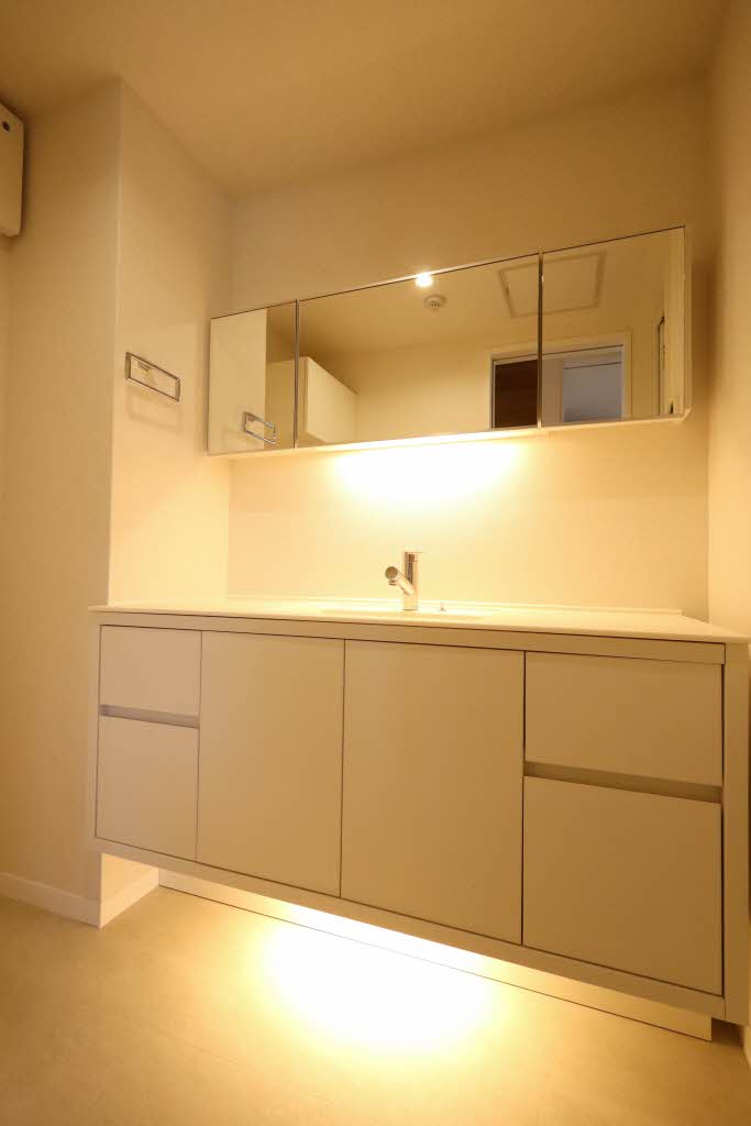 タカミ・エム 203号-7