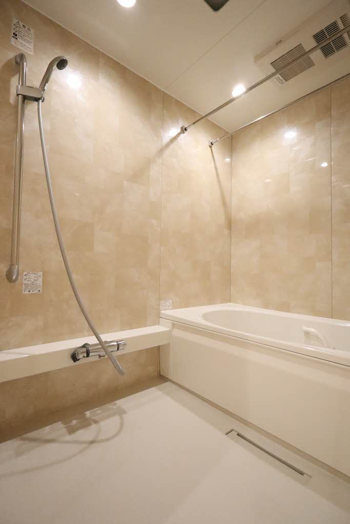 タカミ・エム 203号-8