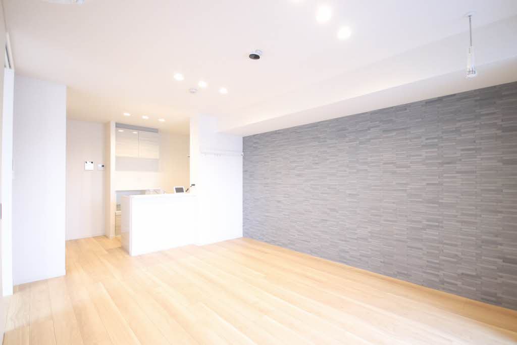 ワレアハレ新杉田 301号-2