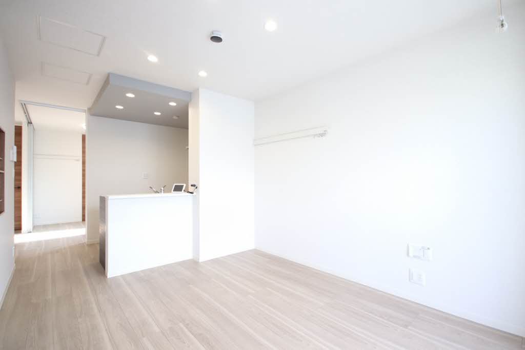 スカイレジデンス 302号-2