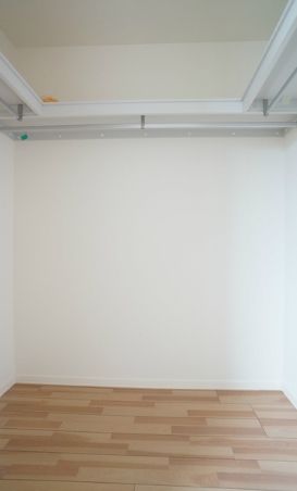 イングレッソ 202号-5