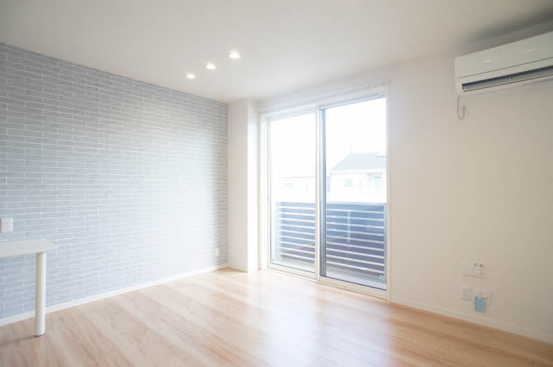 ロイヤルレジデンス 205号-2