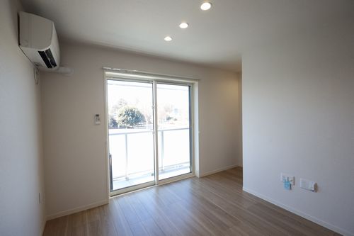 トロワベルテュ 102号-3