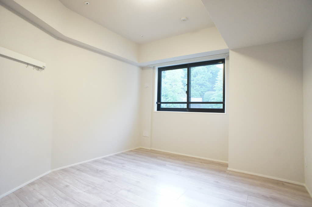 ペールクレスト上麻生 301号-5