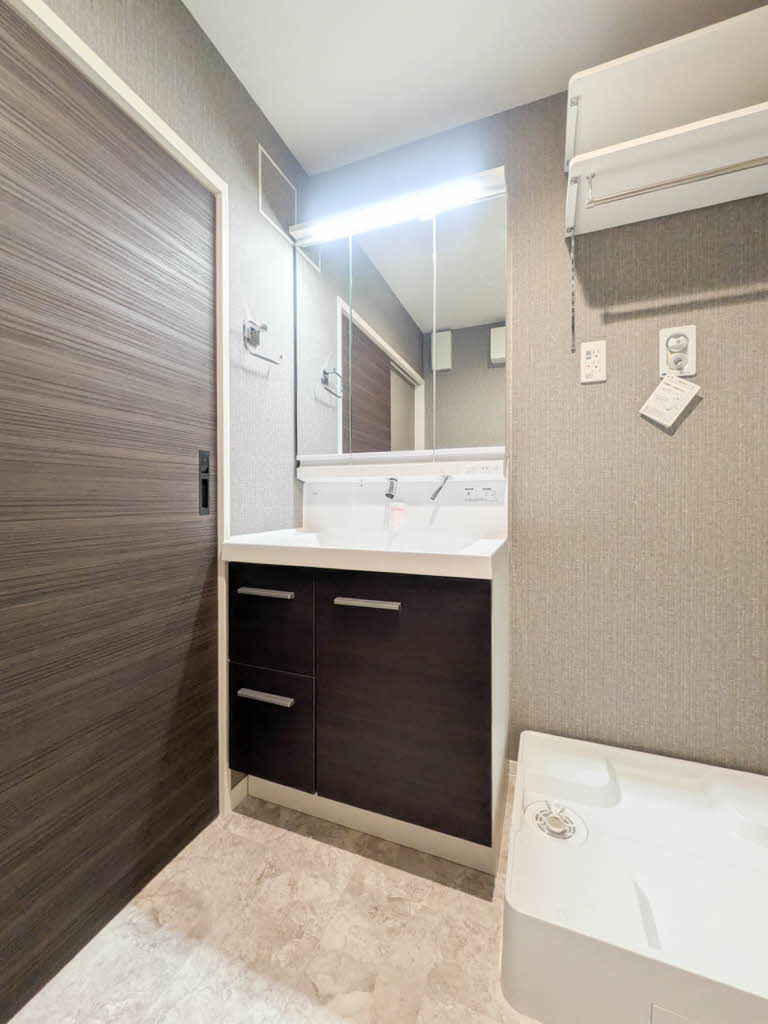 ベル・ヴィラージュ 203号-8