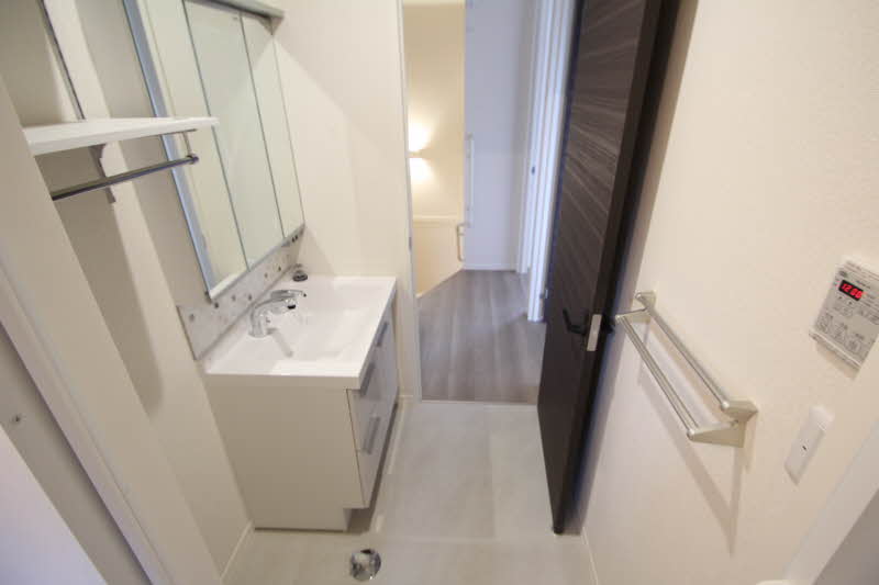 コンフォ－ティアⅡ 102号-9