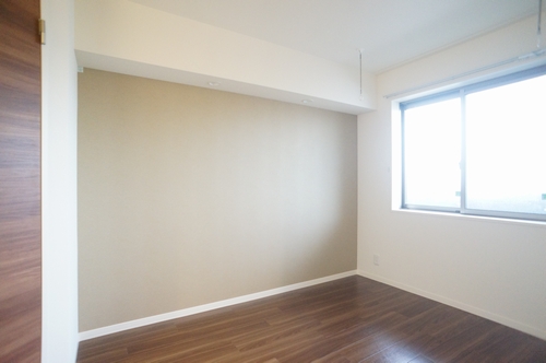 マ－リエ 303号-4