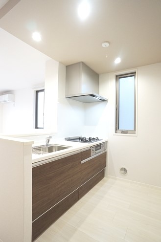 シャ－メゾンこすもす 102号-3