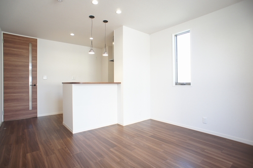 Rizmy Mansion 303号-2