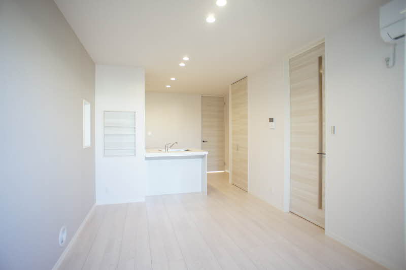 アンビエラ 102号-3