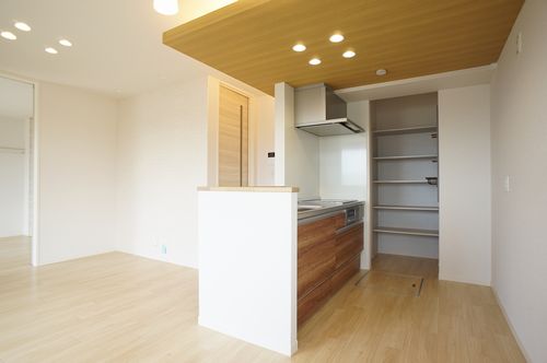 クレストトボリⅢ 101号-3