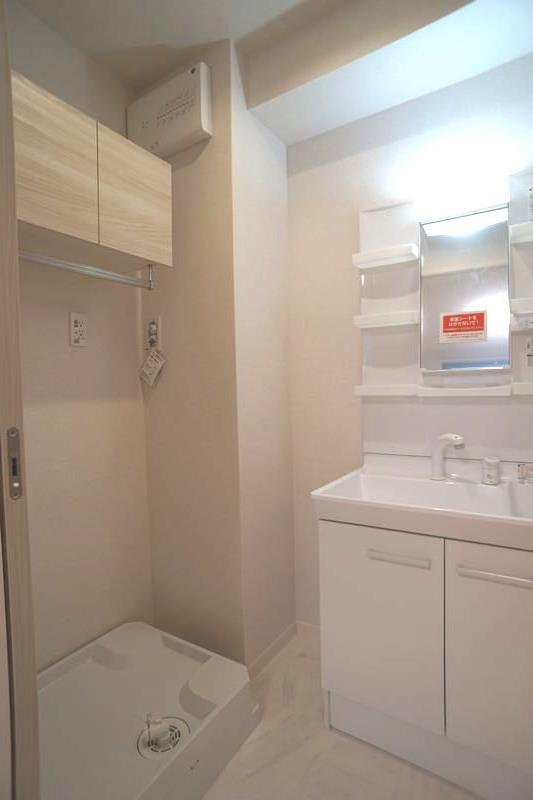 ラピス　イースト 201号-9