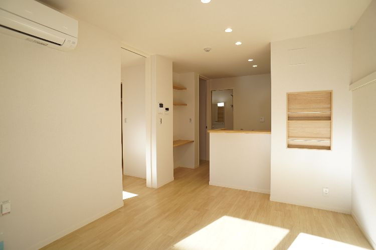 ラ・ルーム泉町 103号-2