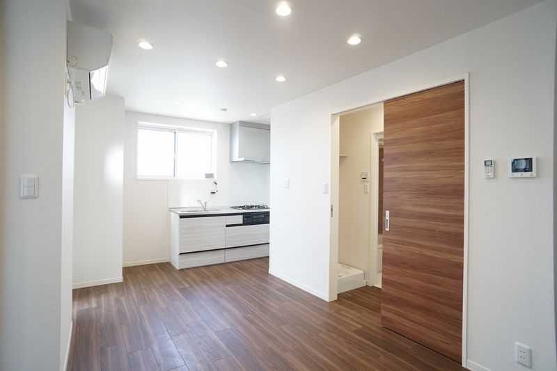 フラワー 301号-2