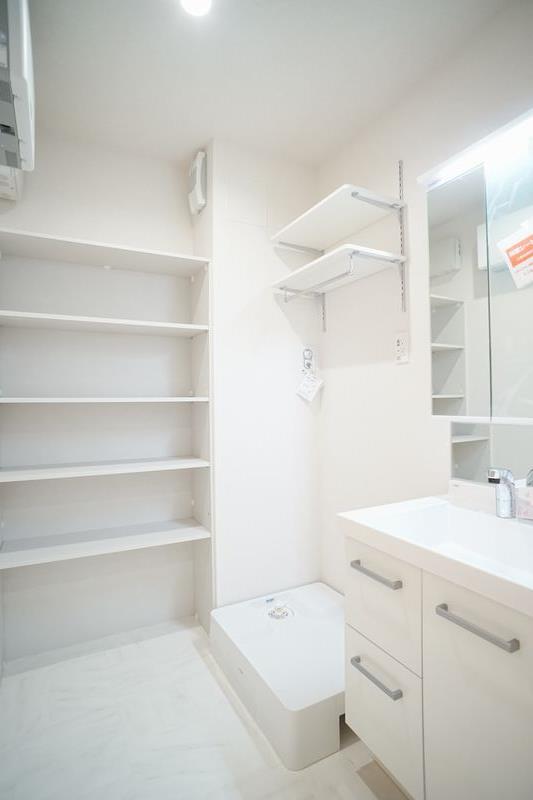 アクアリーシェⅢ 301号-8