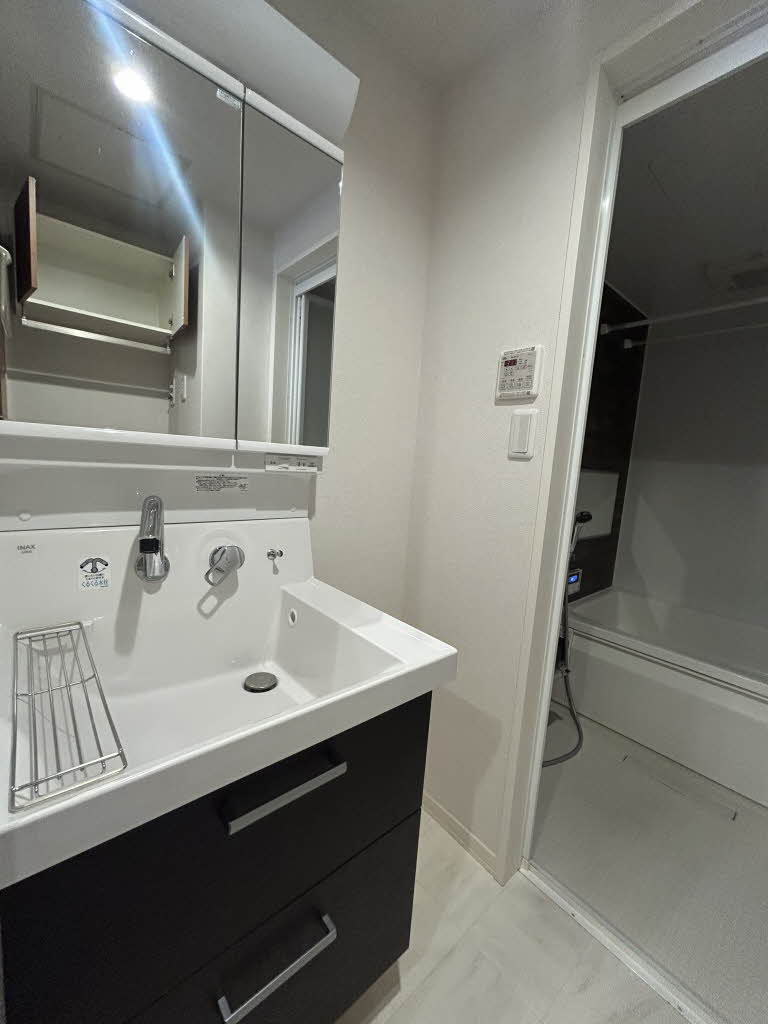 シャーメゾン鎌倉大町 203号-11