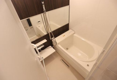 シャーメゾン　アクロ 201号-8