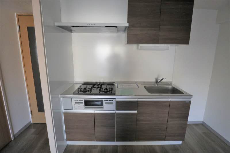 幸久ビル 203号-2