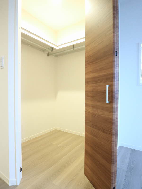 Ｍａｉｓｏｎ　ｄｅ　Ｌｕｅｕｒ 202号-11