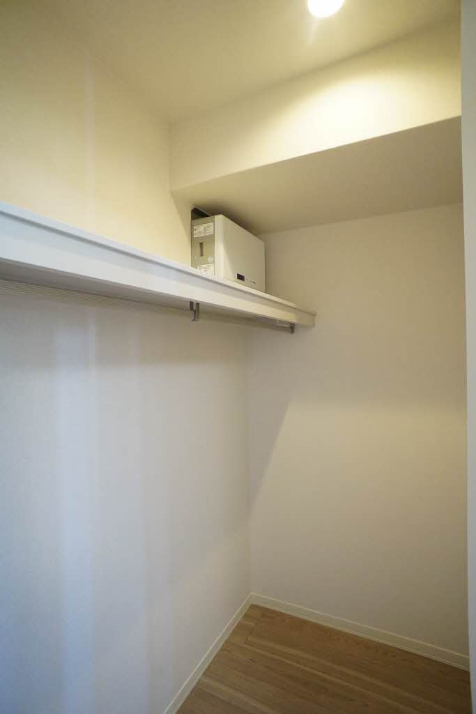 フィオーレ　Ａ 203号-4