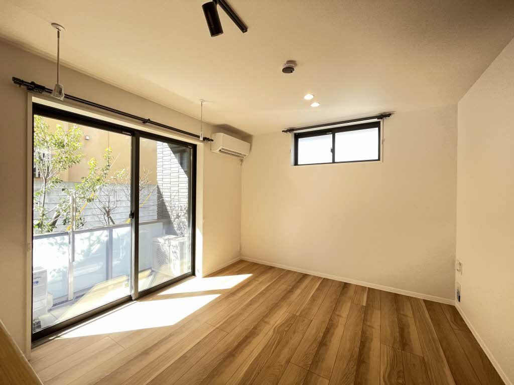 ヴィタ　レンタ 101号-11