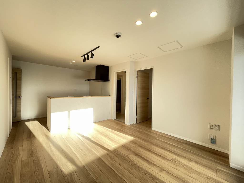 ヴィタ　レンタ 302号-4