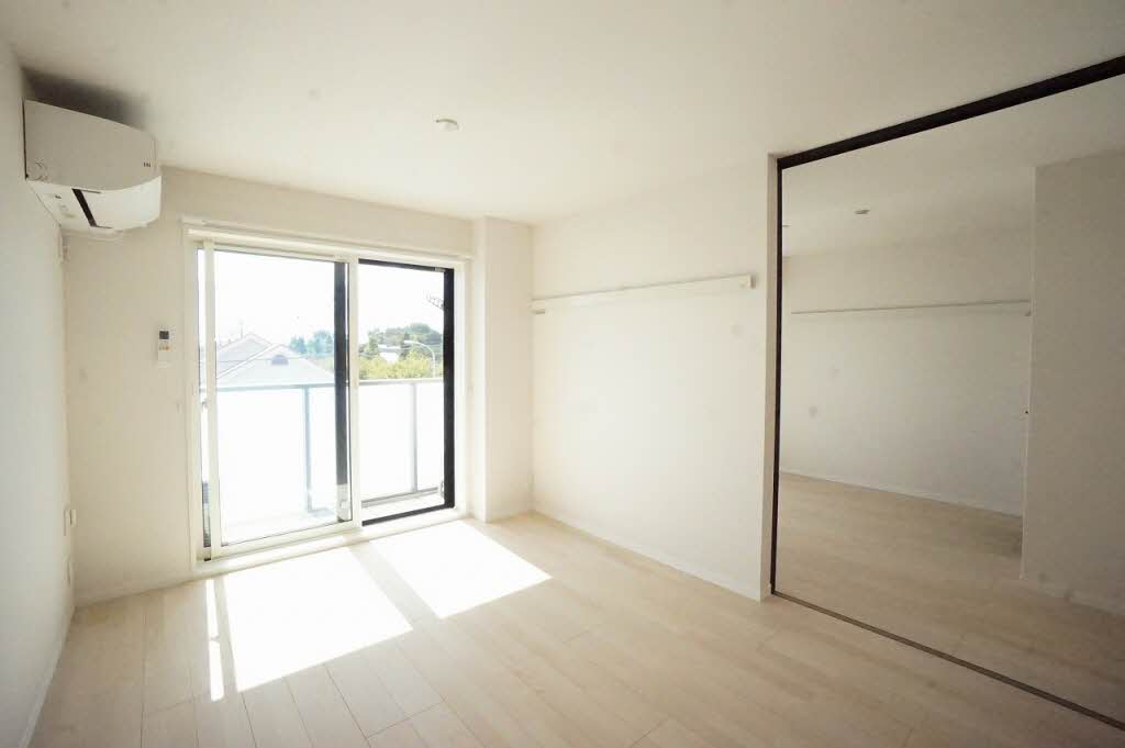 KIRA湘南 301号-3