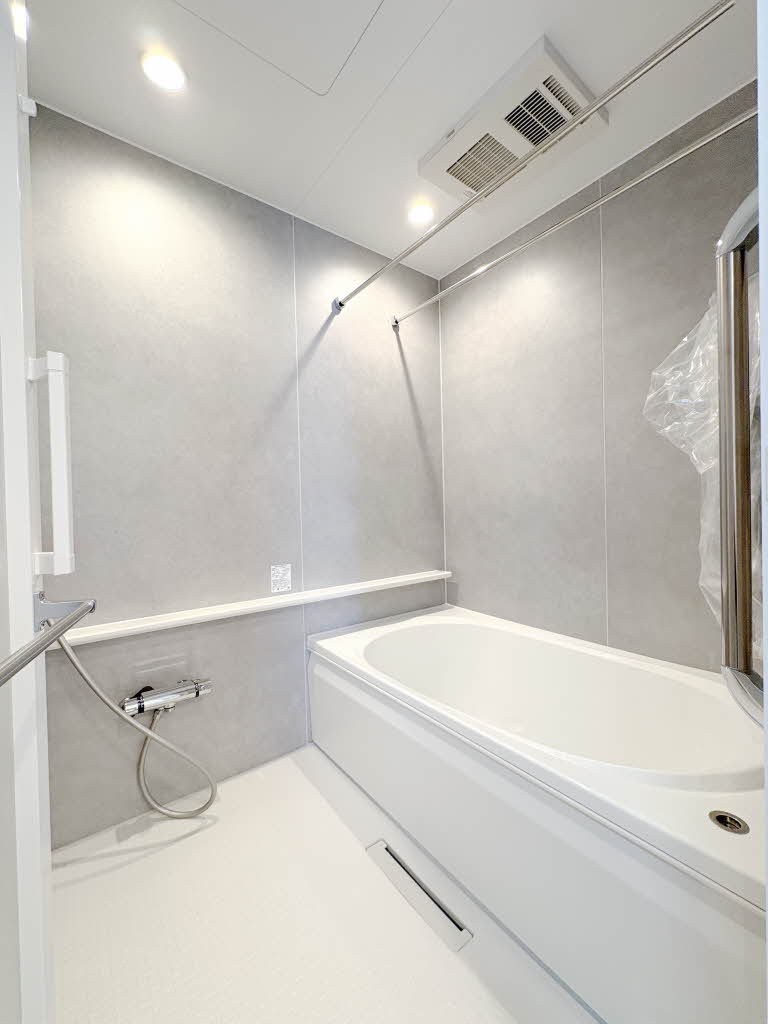 レフィシア腰越 203号-8